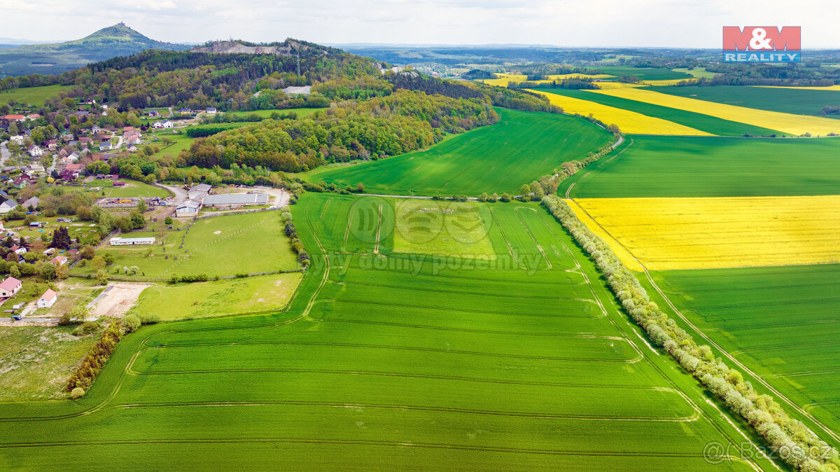 Prodej pozemku, 33529 m², Tachov u Doks