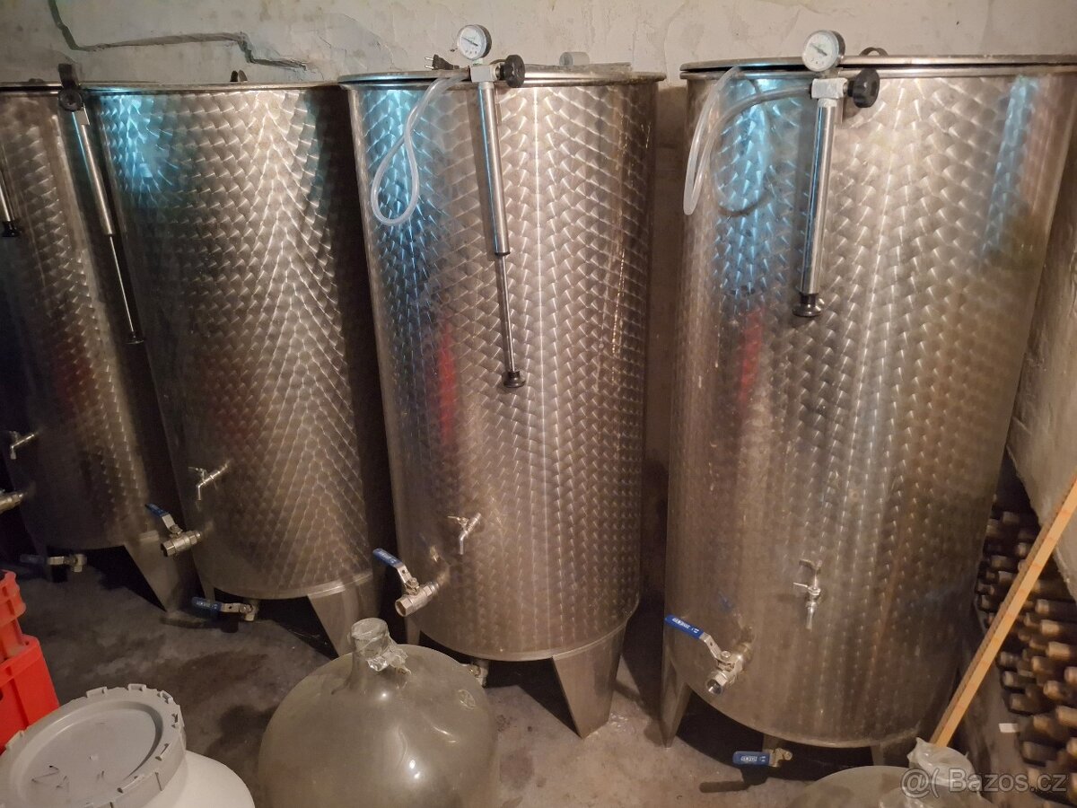 NEREZOVÉ SUDY PROFI a vinařské vybavení