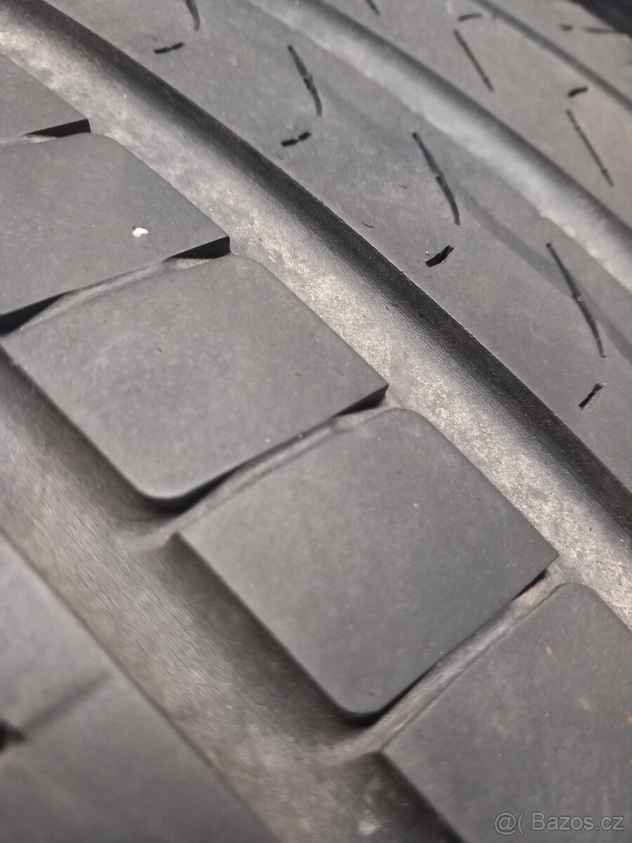 255/45R20 101W LETNÍ PNEUMATIKY PIRELLI