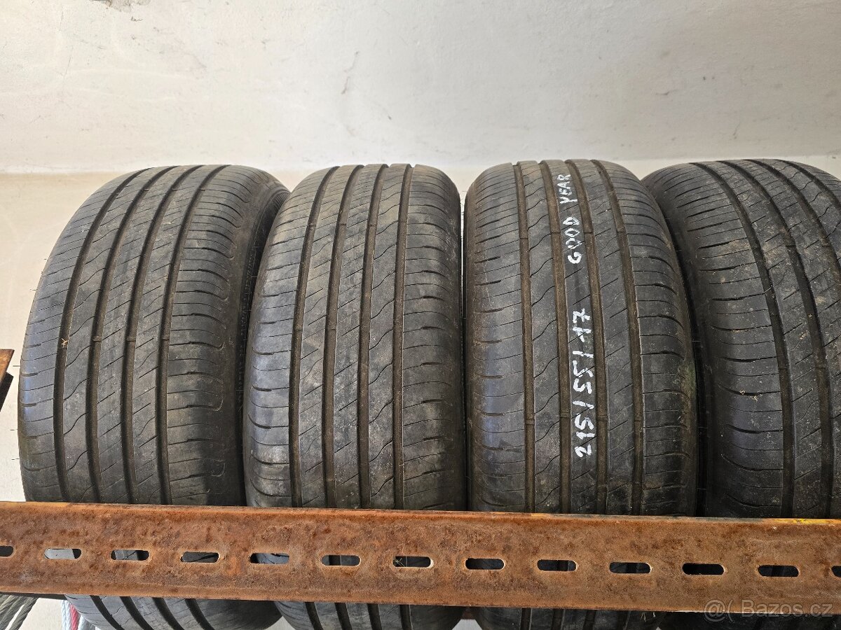 Letní pneu Goodyear 215/55/17