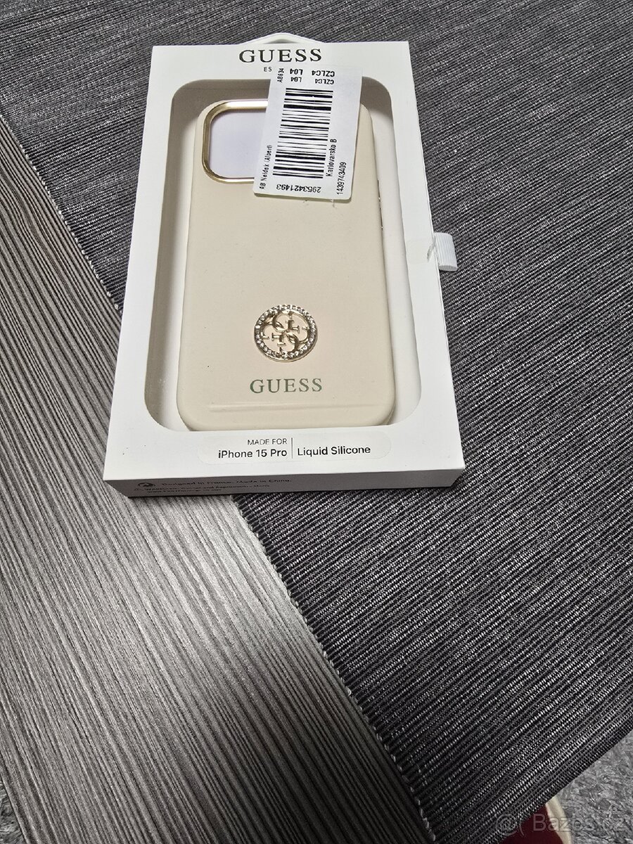 Prodám kryt na IPhone 15 Pro,,GUESS,,