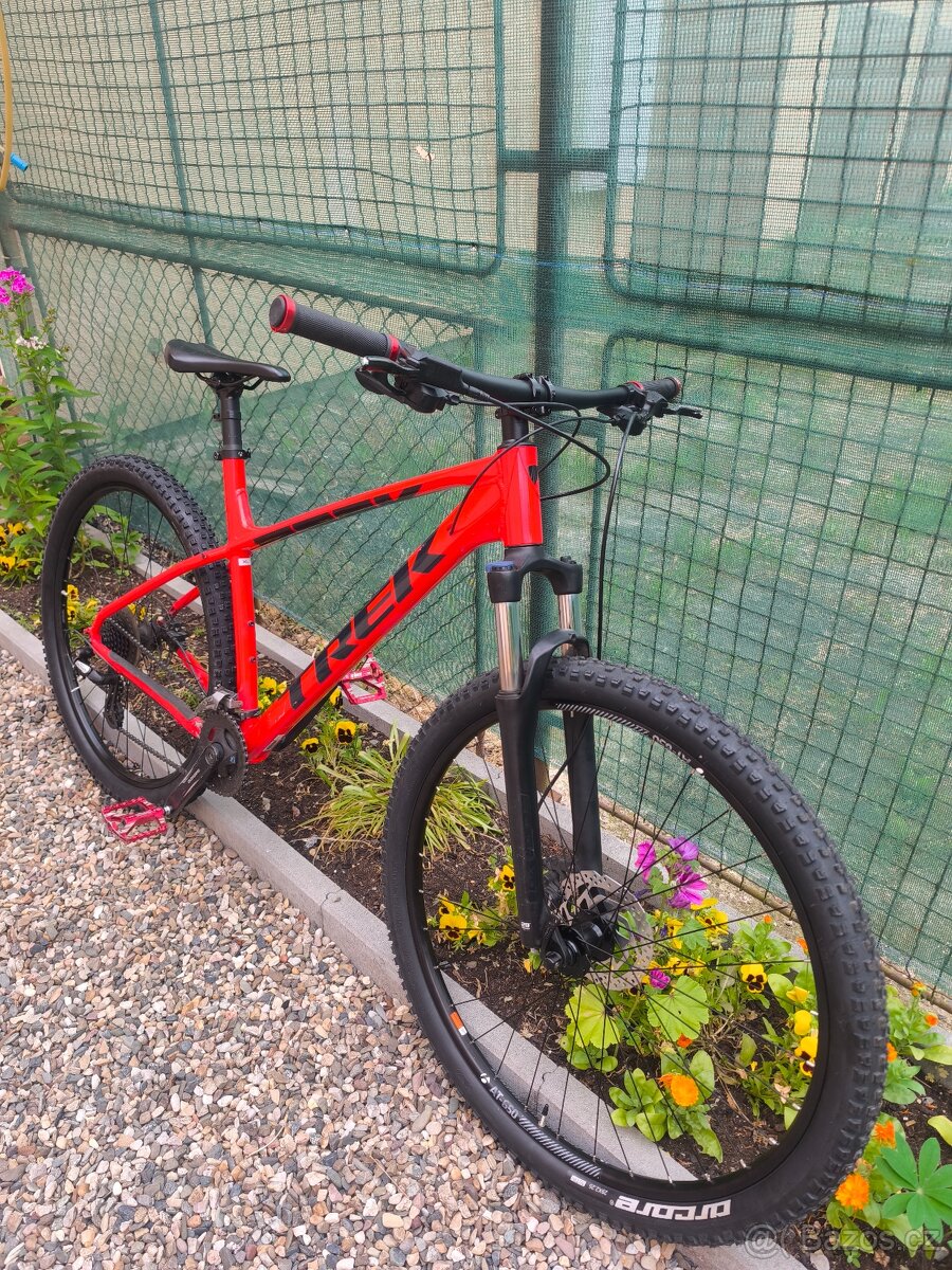 Horske kolo Trek Marlin 6
