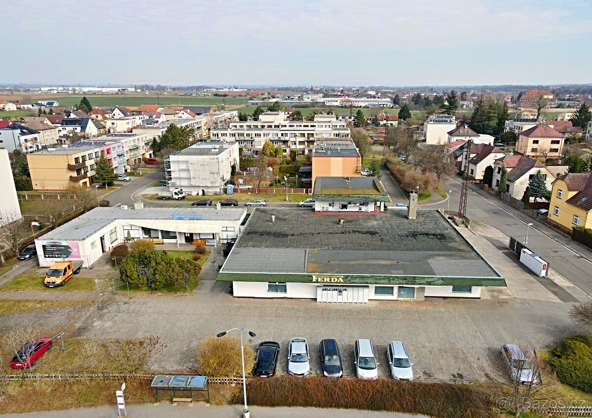 Prodej komerčního areálu v Hradci Králové