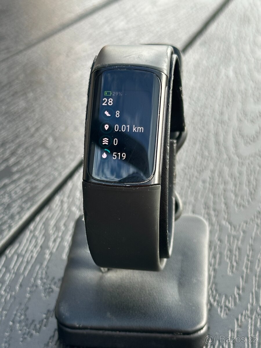 Chytrý náramek Fitbit Charge 6 černý