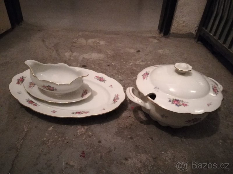 Porcelánová souprava