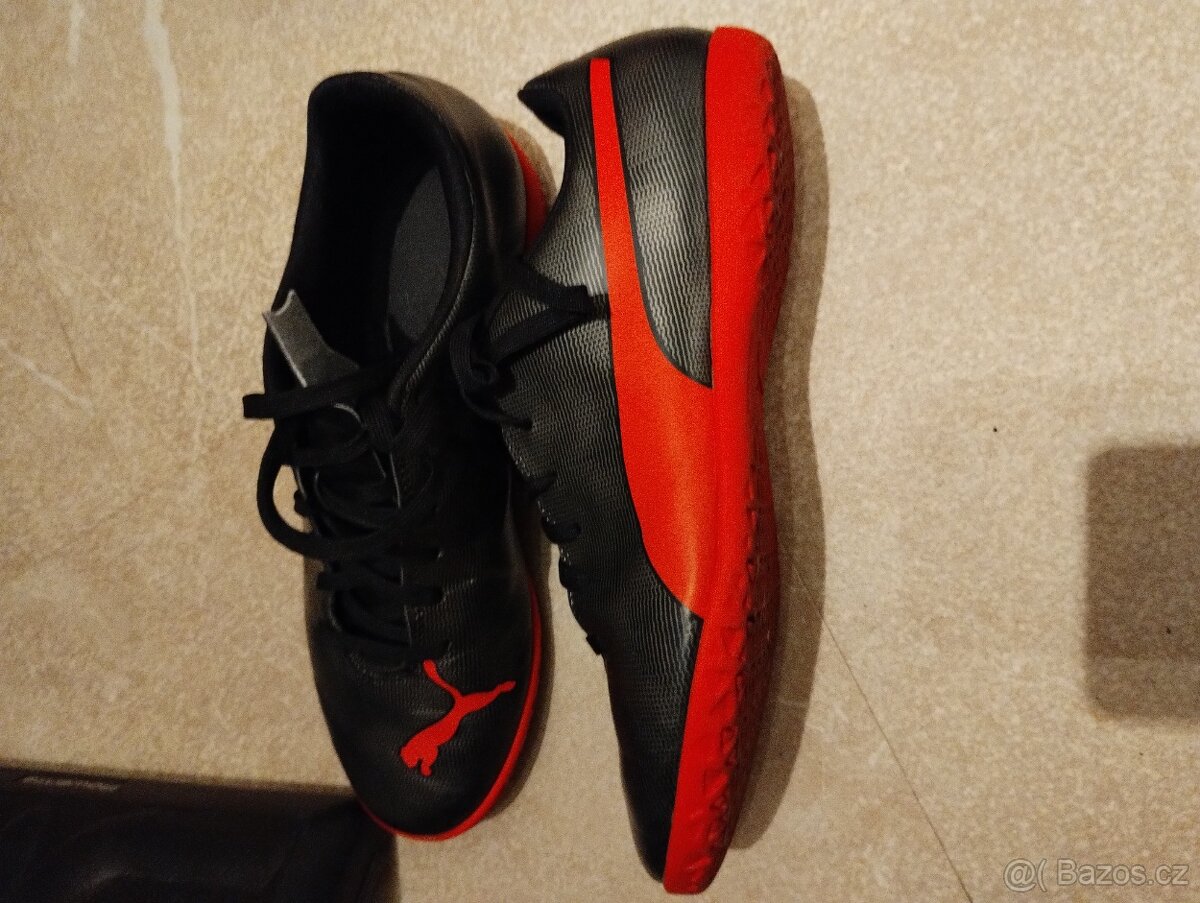 Sálové kopačky Puma