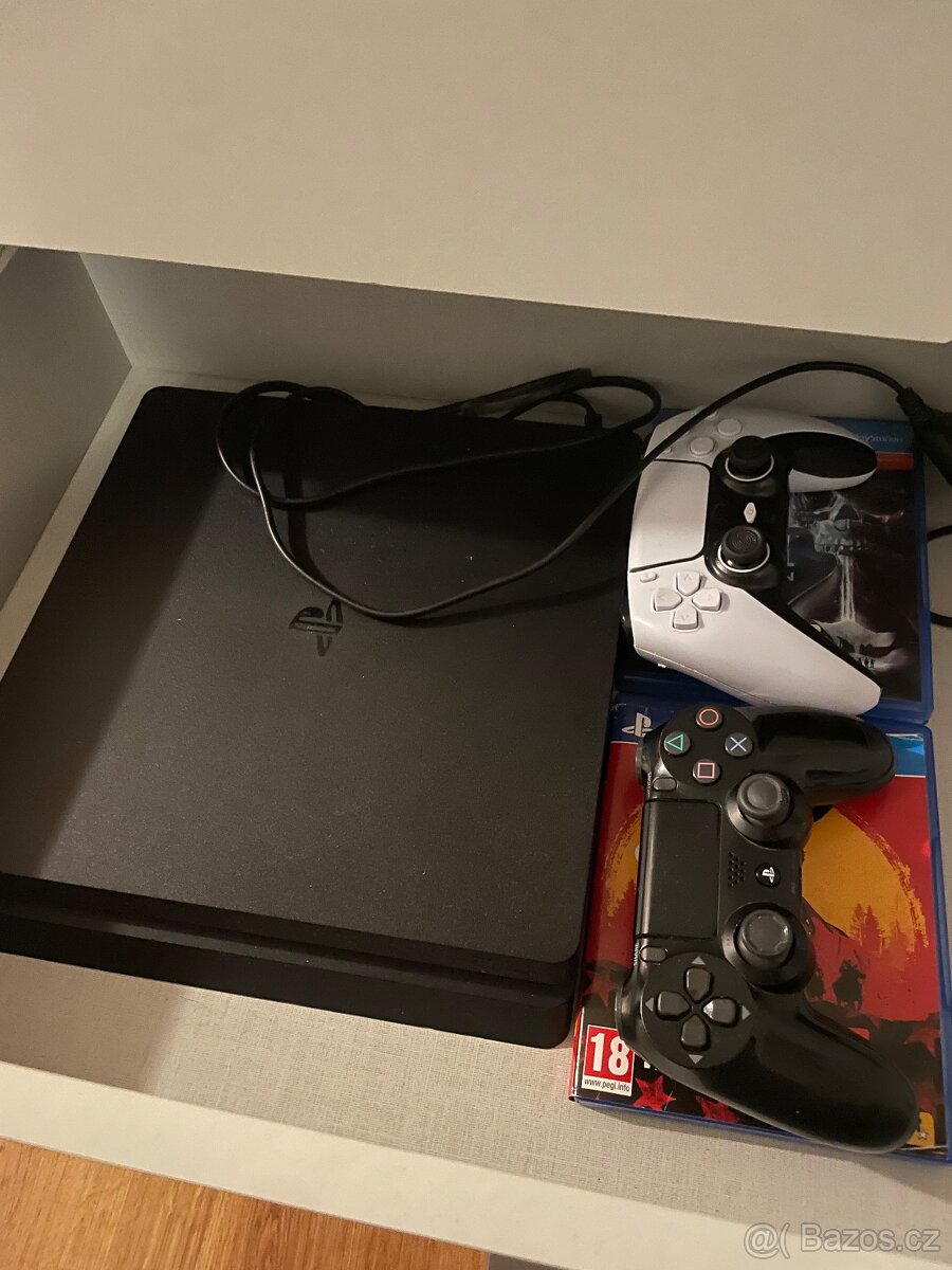 PS4