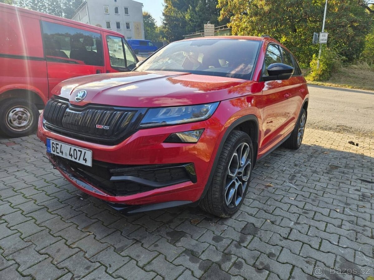 ŠKODA KODIAQ RS 2.0 TDI 176KW/ 65000KM / TAŽNÉ/ POJÍZDNÉ.