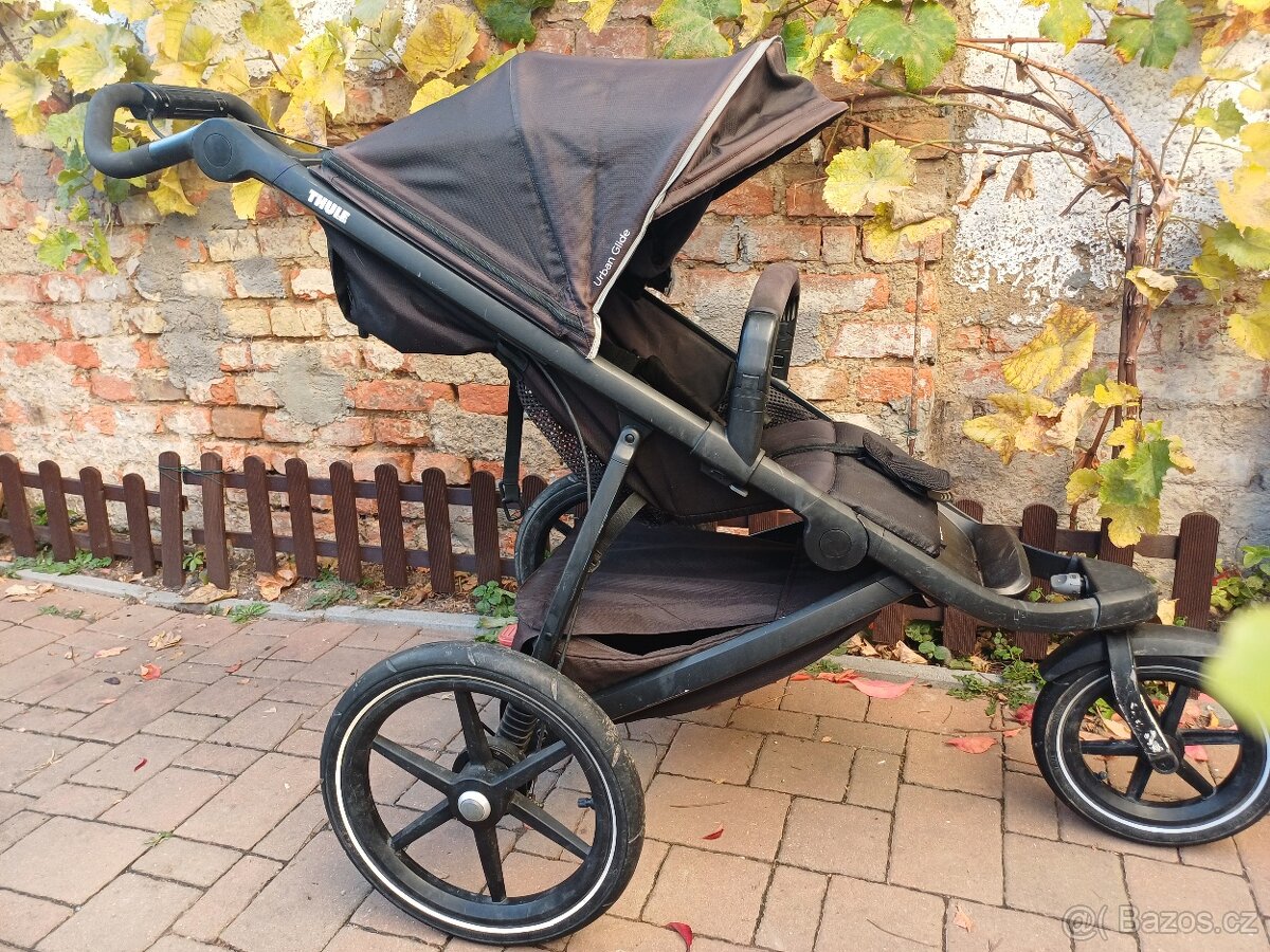 Thule Urban Glide 2 černý