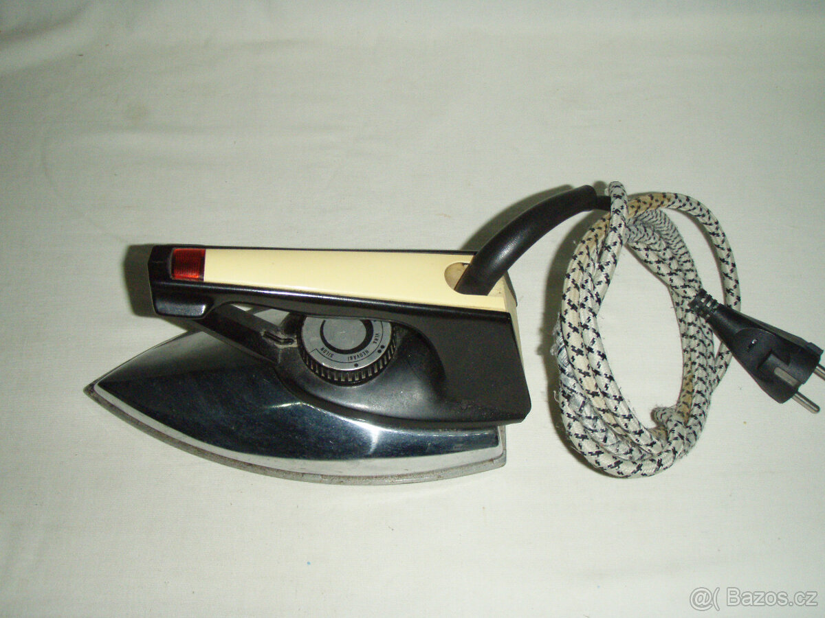 RETRO ŽEHLIČKA ETA