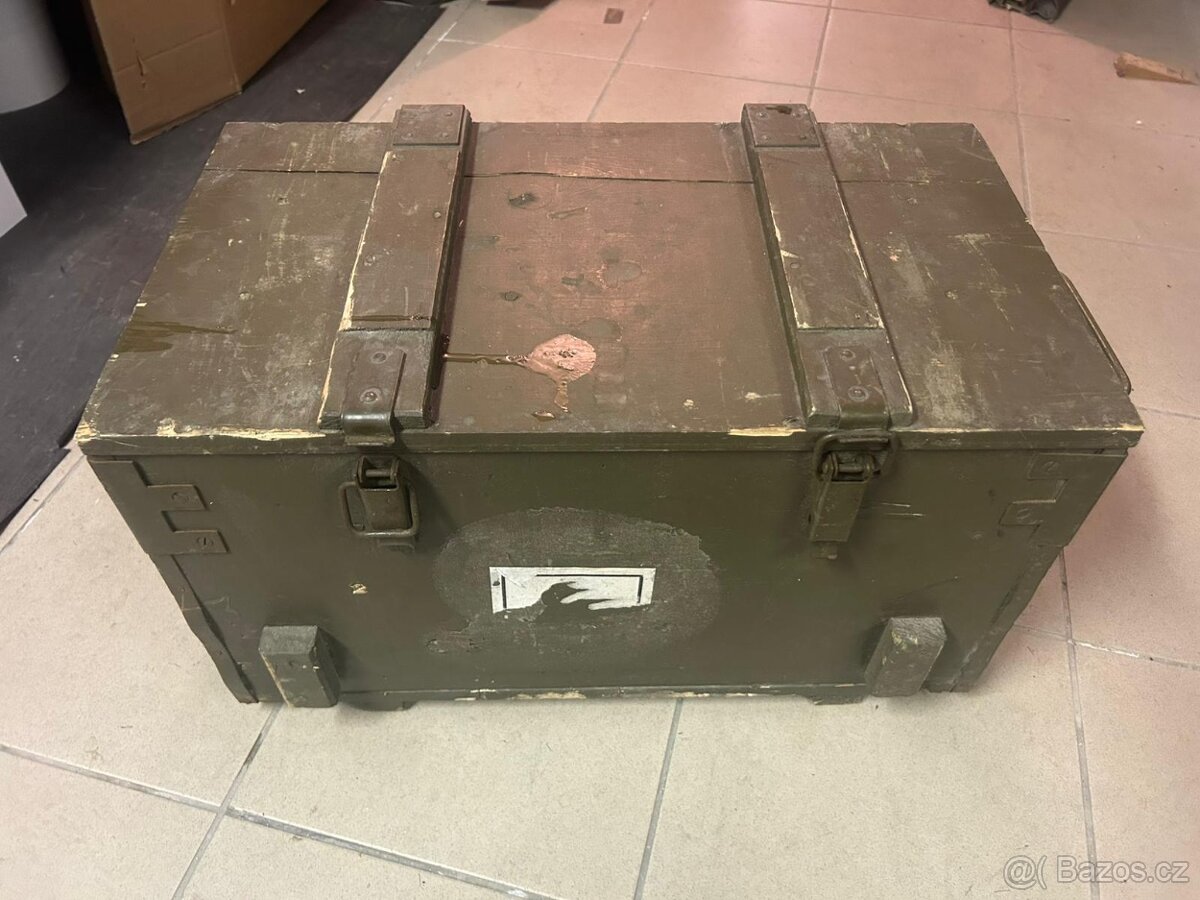 vojenská bedna 3ks ČSLA AČR šrapnely signálky