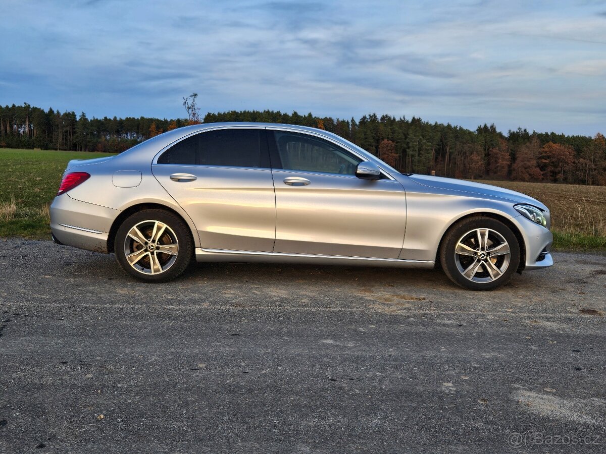 MERCEDES C 220d letní+zimní pneu