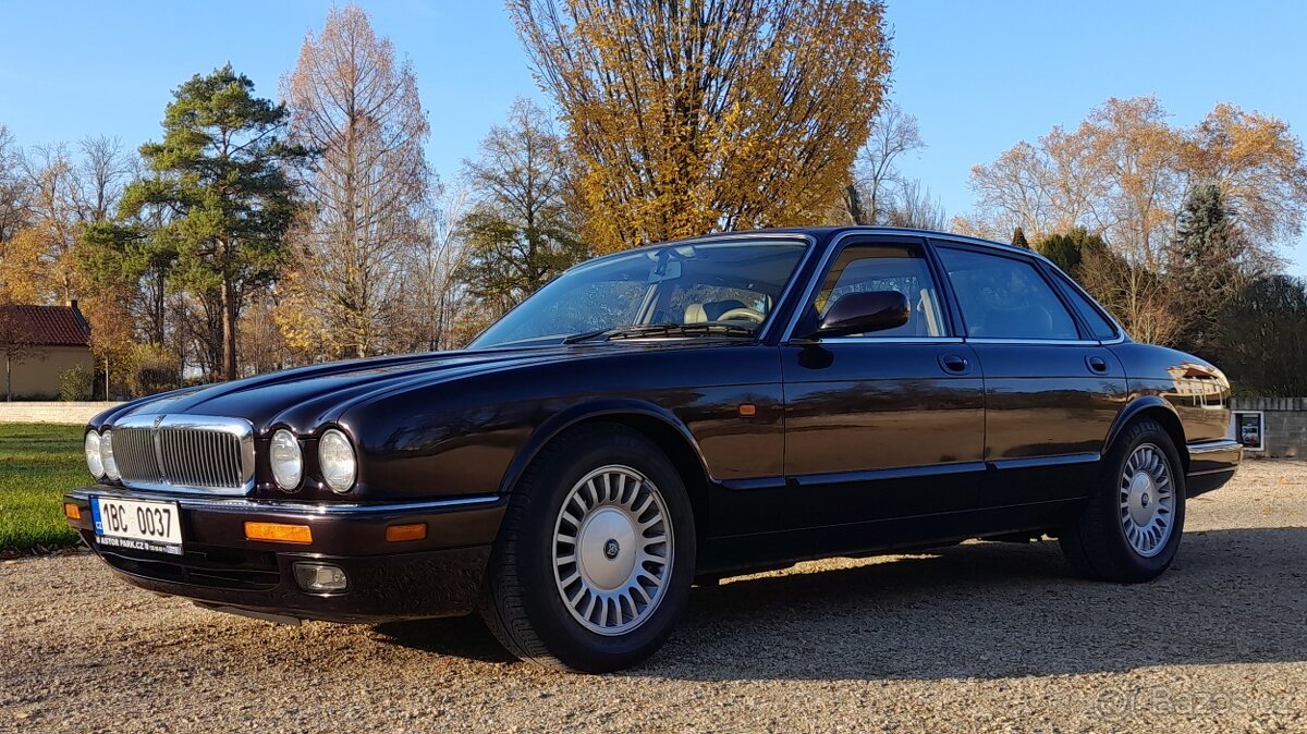 Jaguar XJ