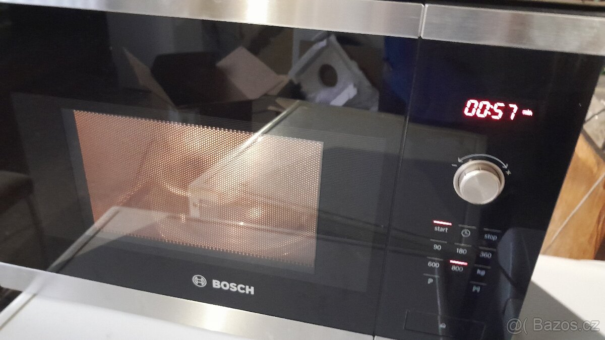Mikrovlnka bosch
