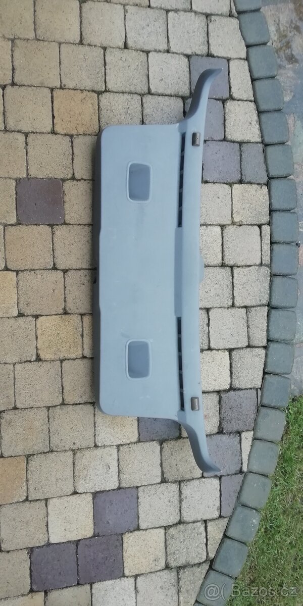 Šedé plasty Golf IV