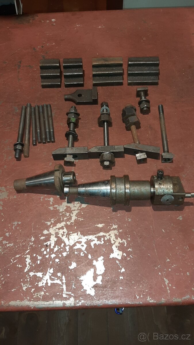 Příslušenství frézování, soustružení.