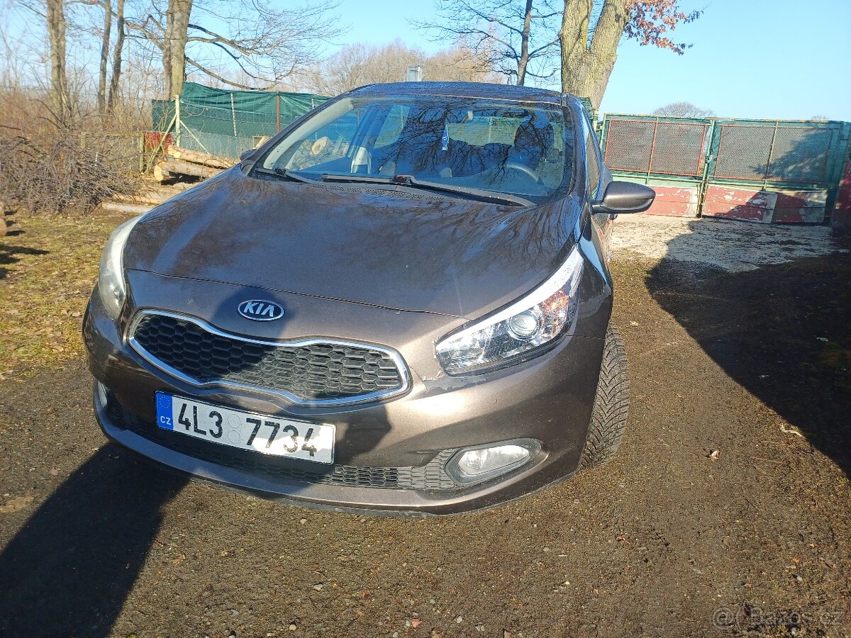 Kia ceed 1.6 crdi r.v 2012