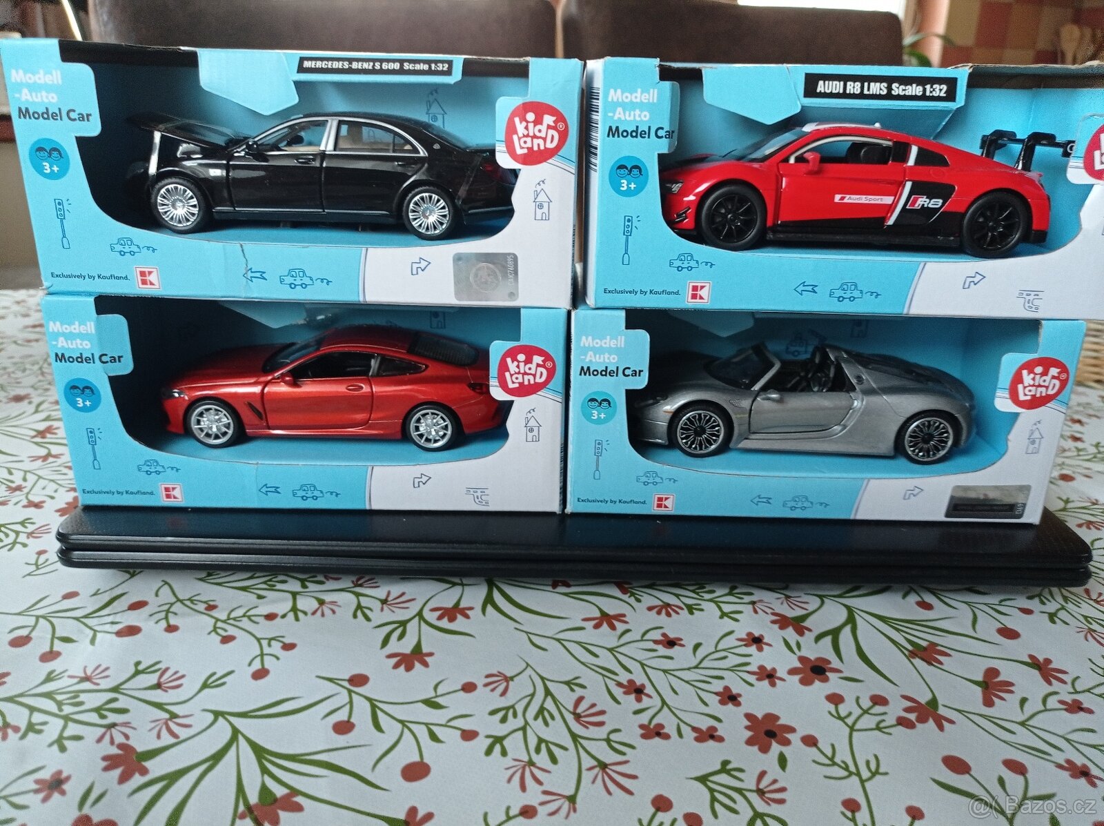 Modely aut 1:32 Audi, Mercedes, BMW, Porsche