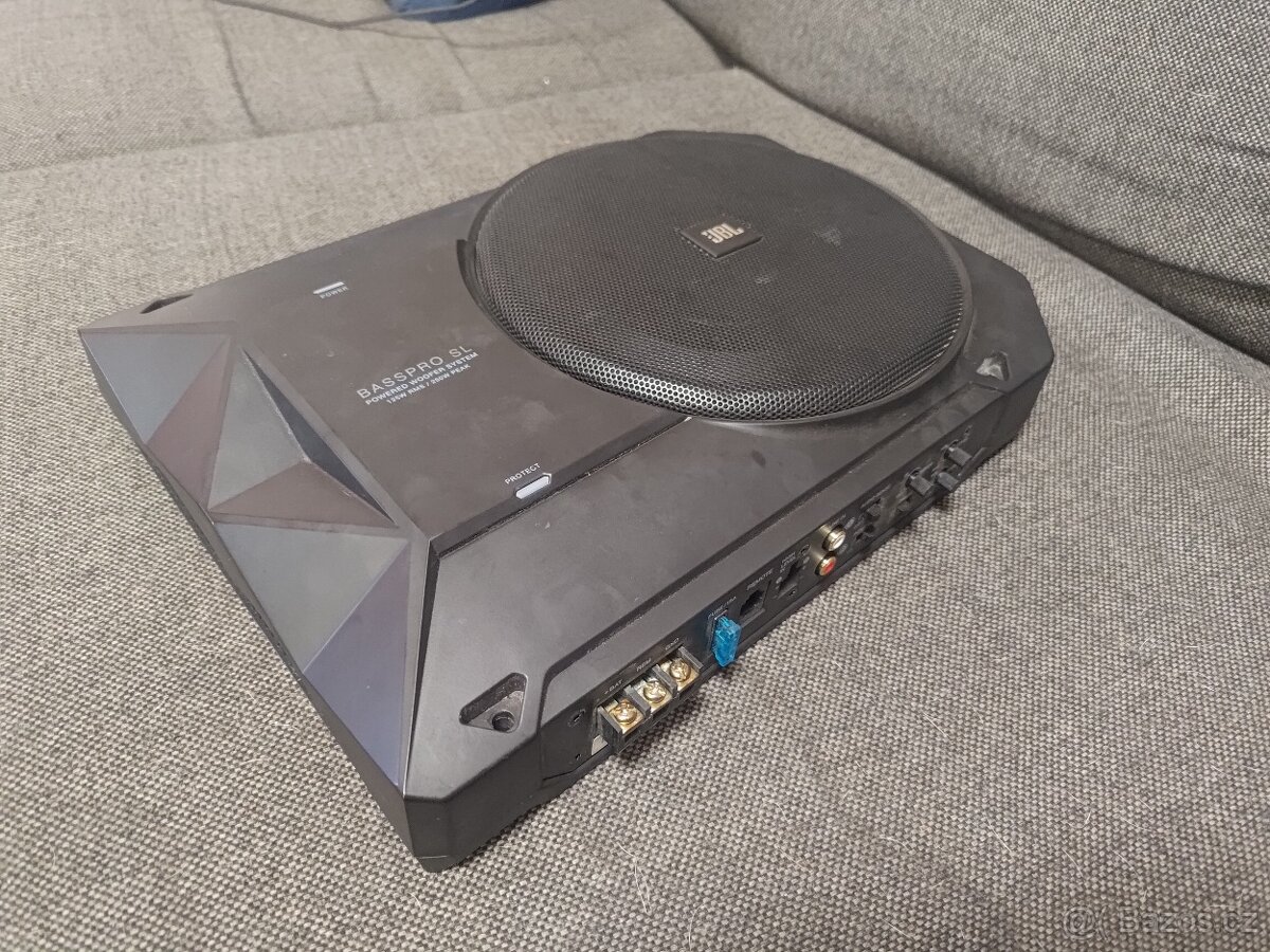 JBL basspro SL