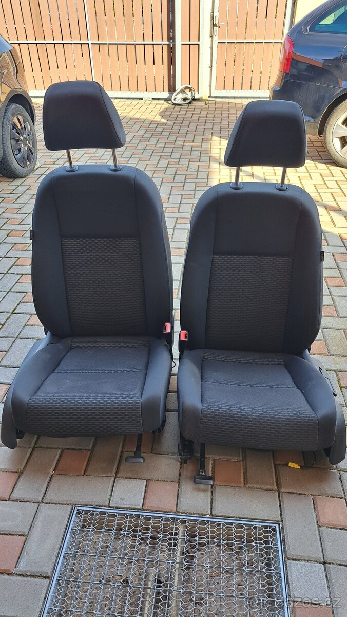 Sedadla na WC golf 6