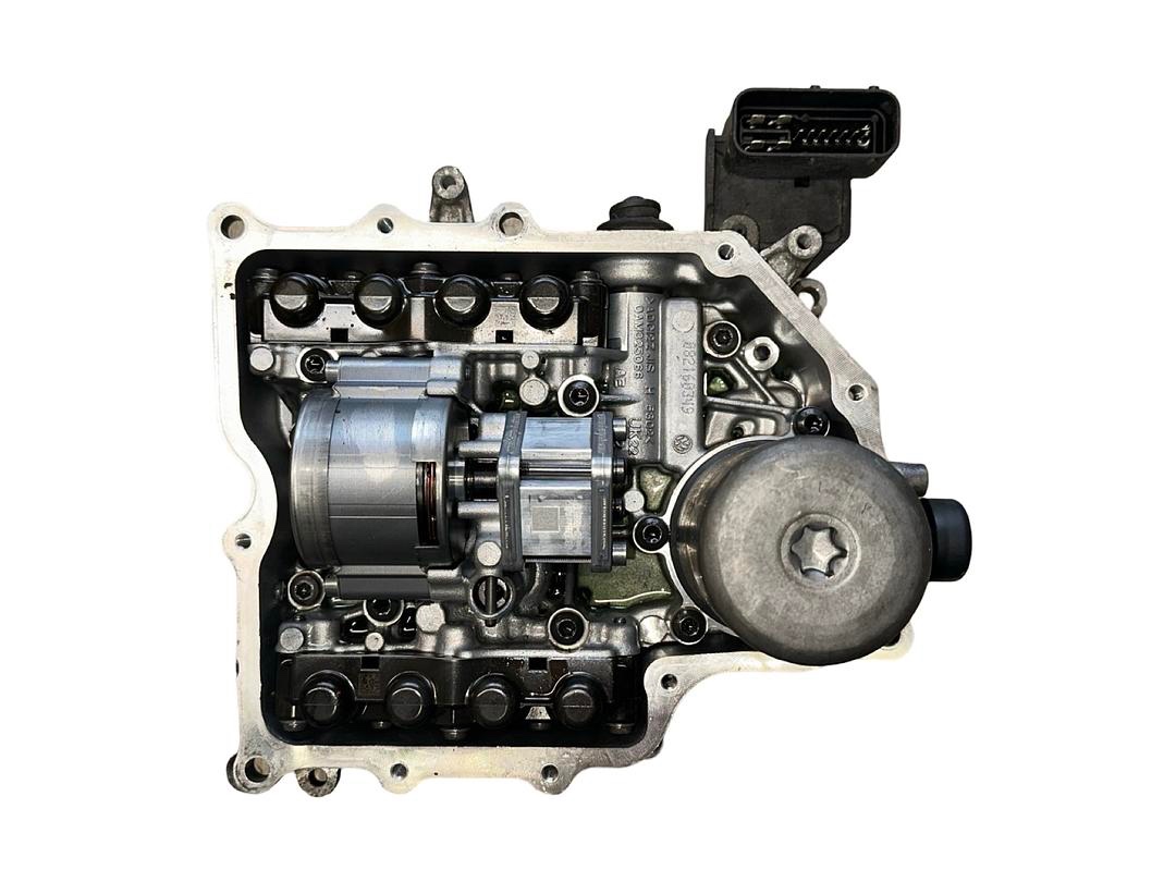 Mechatronika se softwarem 0AM325065AB VW Golf 7 r.v. 2016