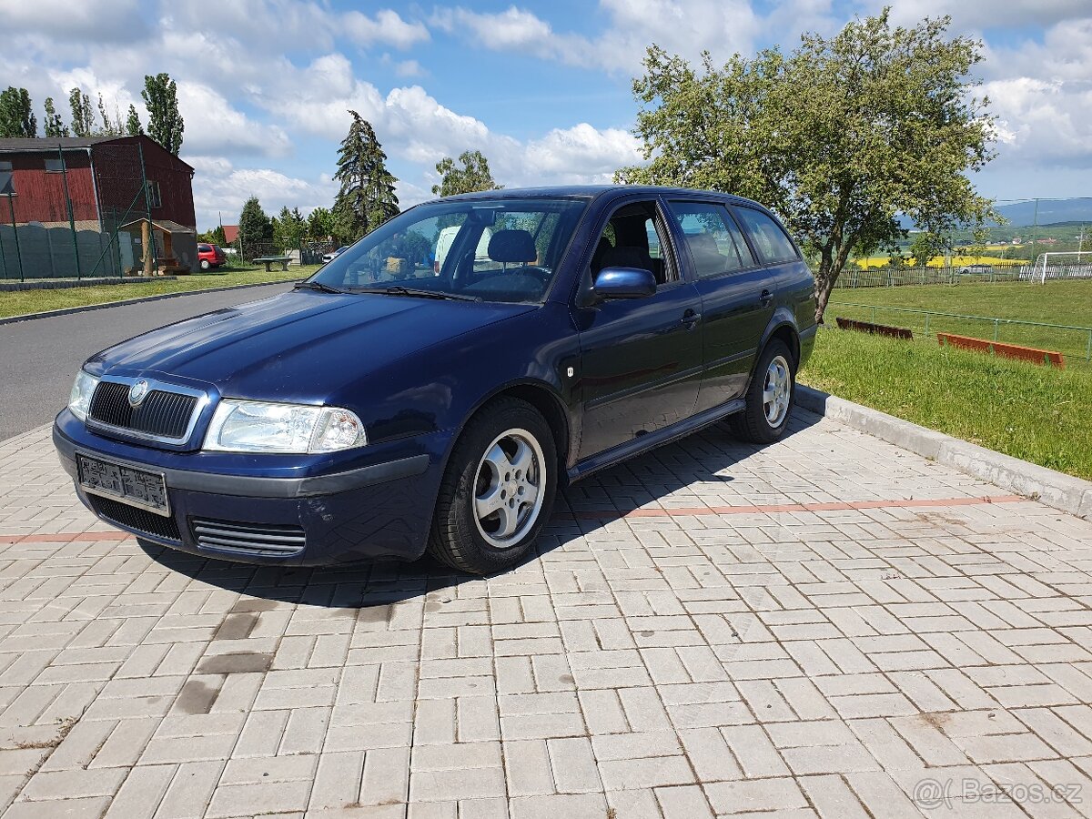 Škoda Octavia 1.6 benzín kombi