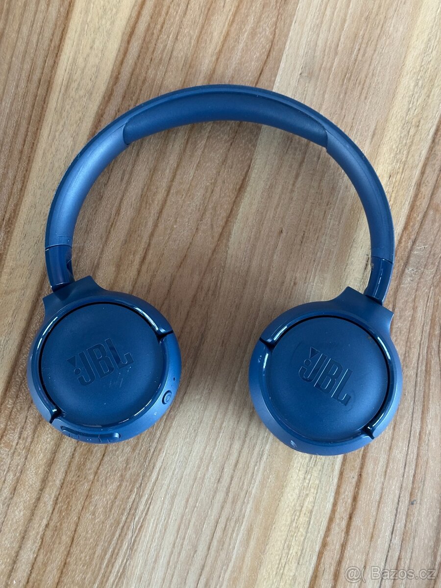 Sluchátka JBL Tune 520BT modrá