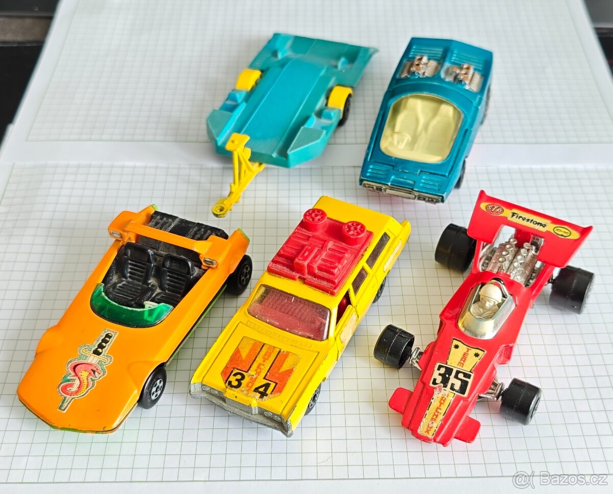 Autíčka Matchbox