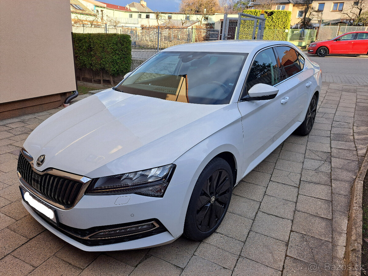 Škoda Superb 1.5 TSI MAN StyleTop+ NEZTOP TZ ZÁRUKA