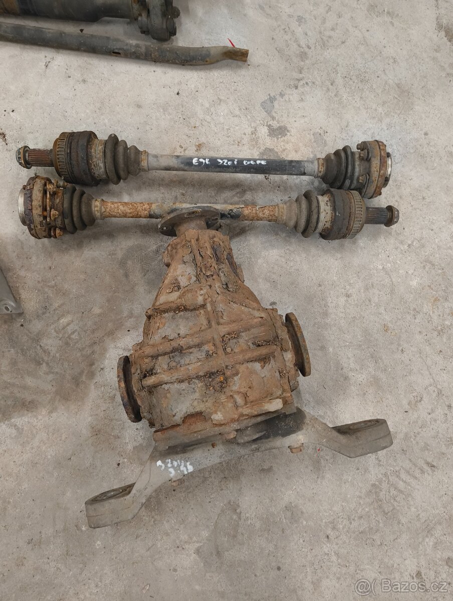 Diferenciál BMW E36 + poloosi