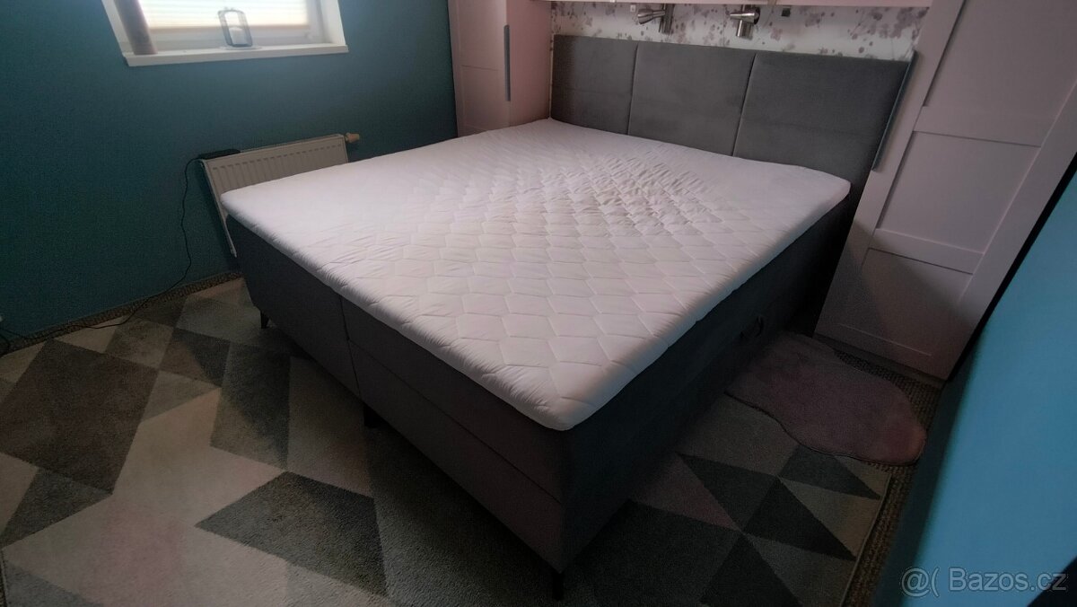 Manželská boxspring postel
