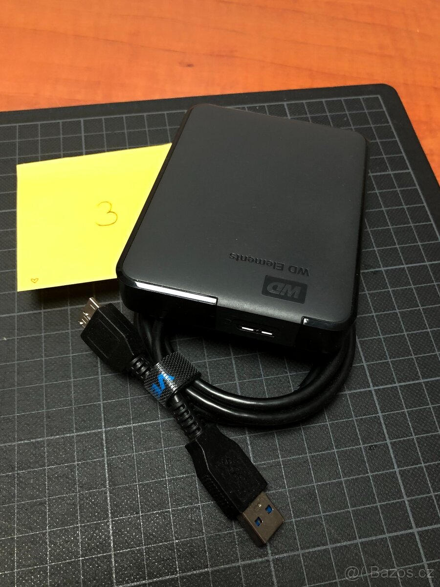 Externí disk WD Elements 3TB (1)