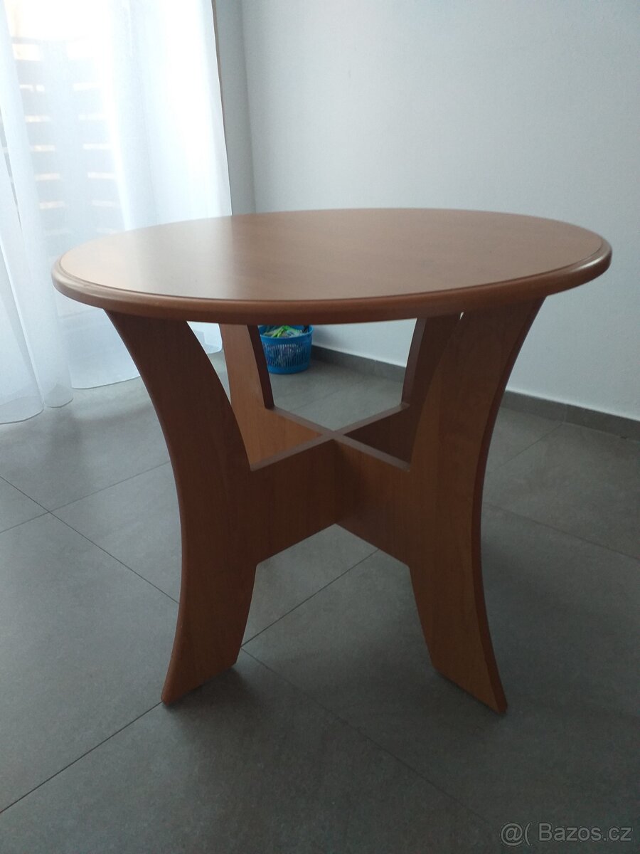 Stůl konferenční
