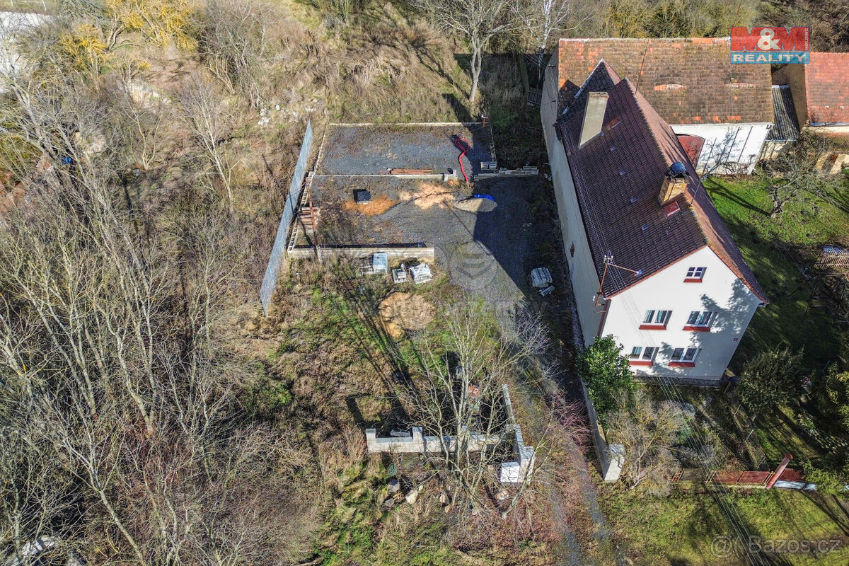 Prodej pozemku k bydlení, 615 m², Skytaly - Vroutek