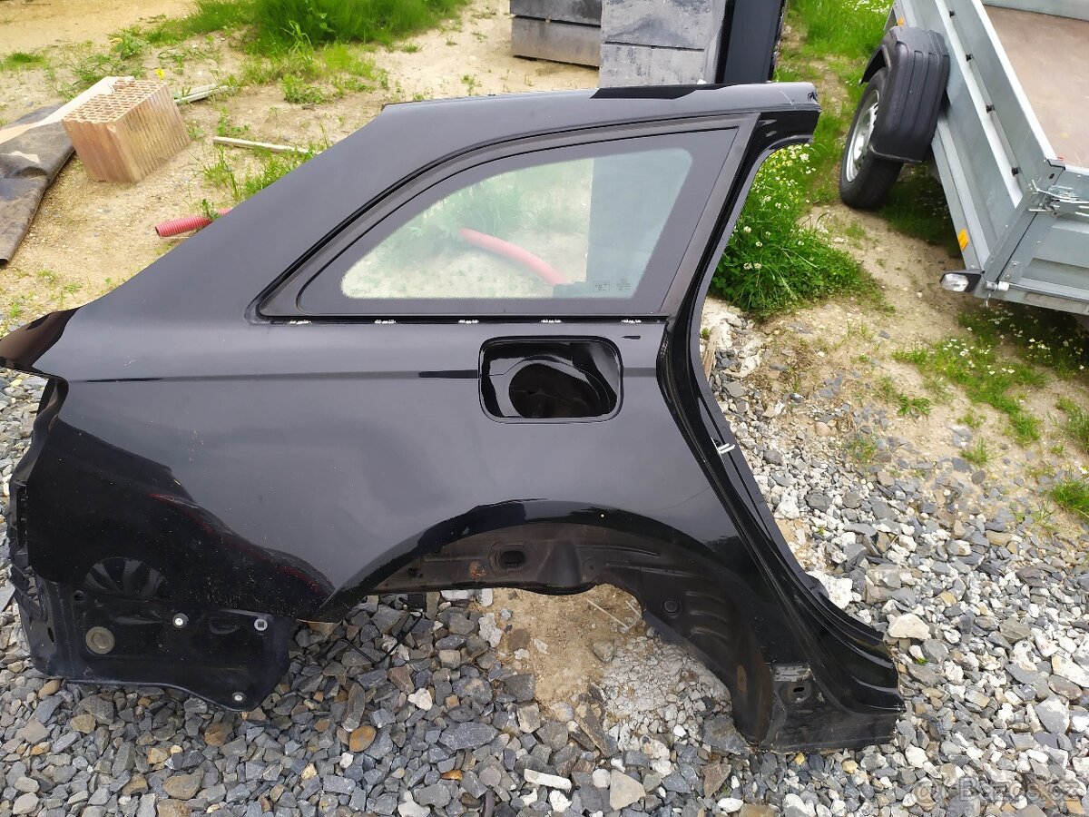 Audi A6 C7 zadní pravá strana