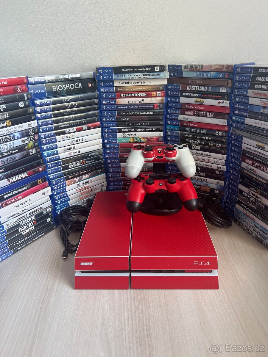 Herní konzole PS4/ PlayStation 4 FAT + 2 ovladače
