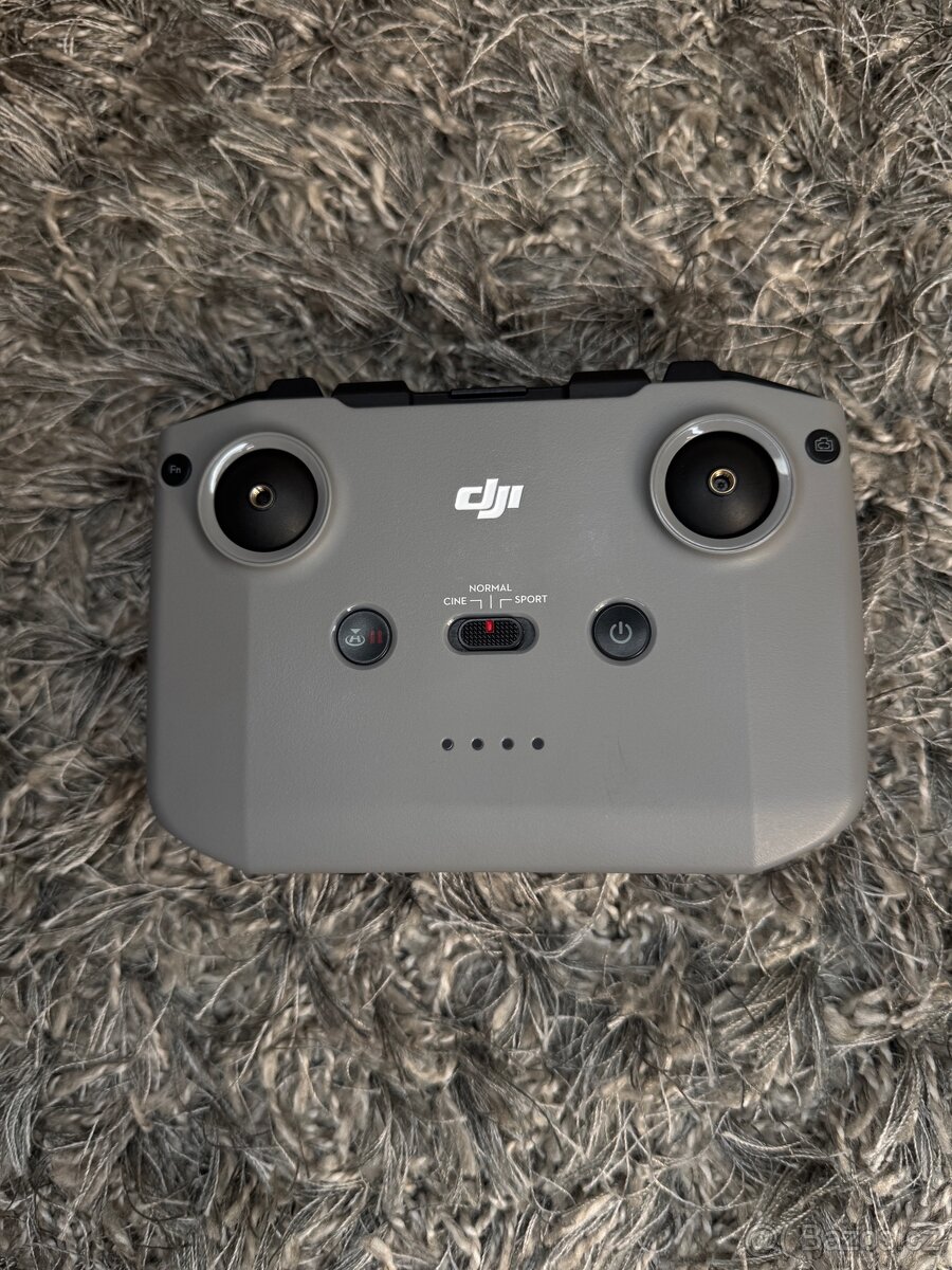 Ovladač DJI RC-N1