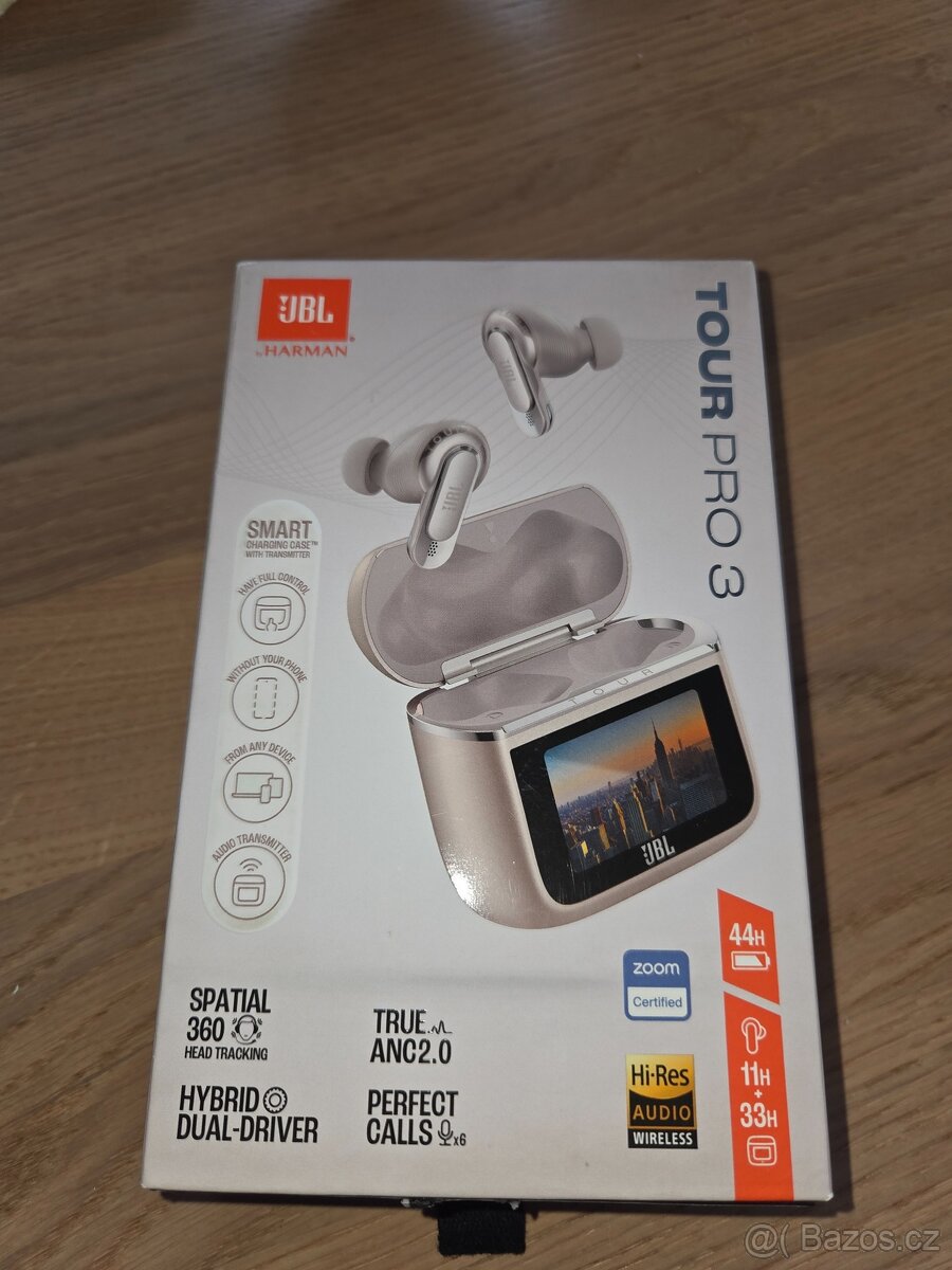 Sluchátka JBL Tour PRO 3