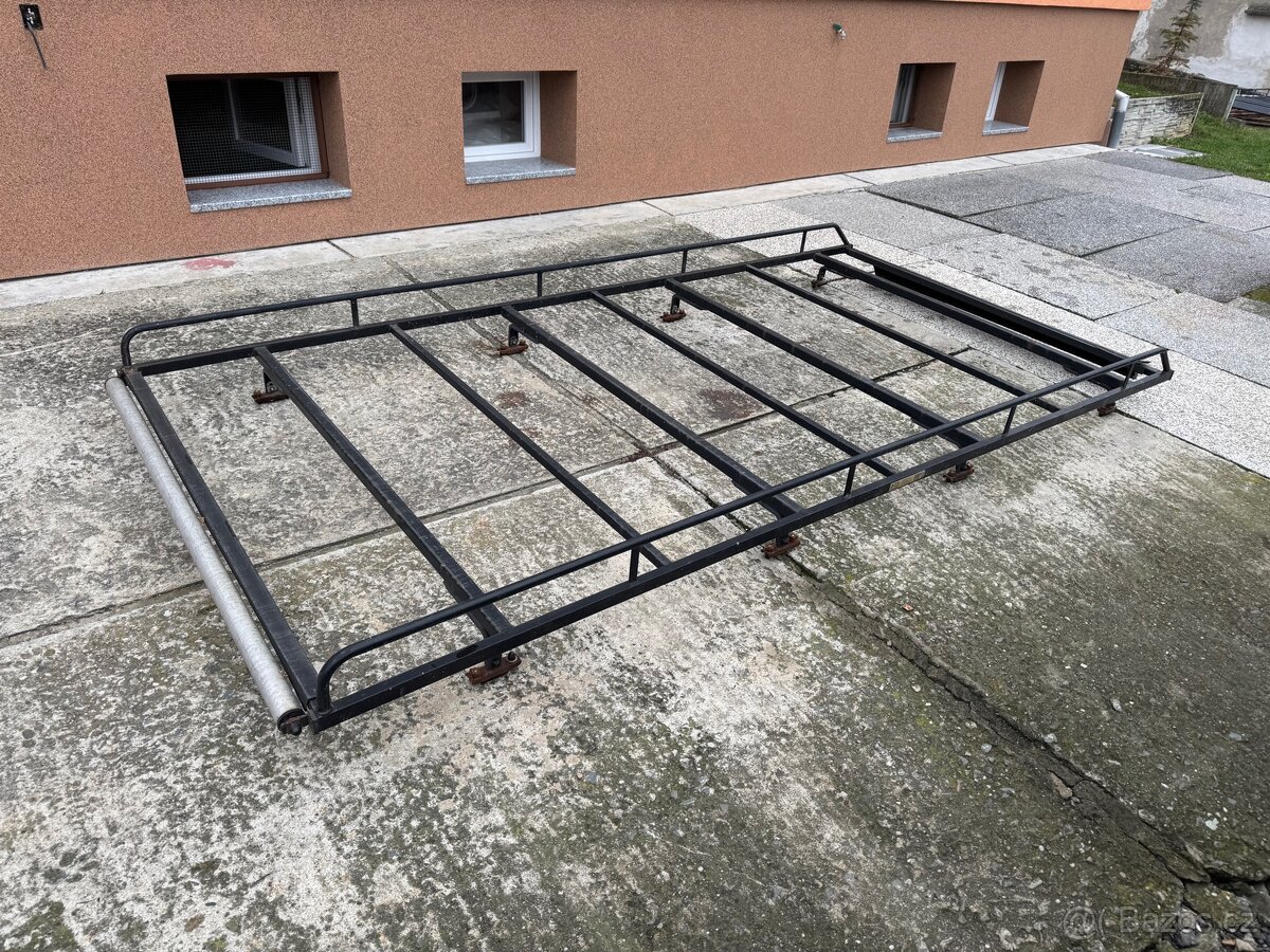 Ohrádka / zahrádka na střechu dodávky