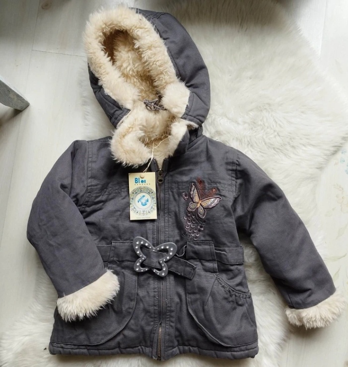 Dívčí zimní bundička s kožíškem motýlek šedá