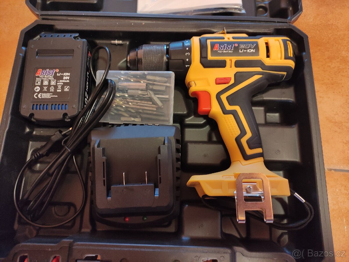 Aku vrtačka/ Aku dotahovák značky Asist pořád v záruce