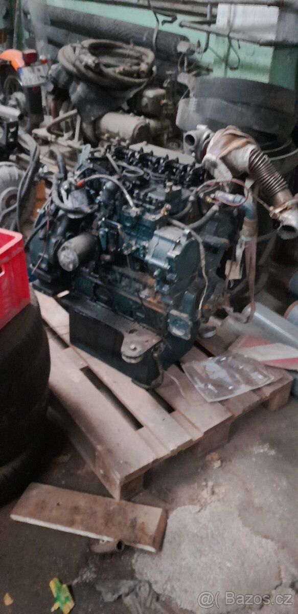 Motor kubota 3300