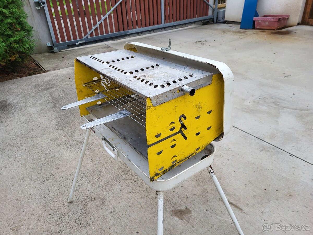 Gril Cramer......plynový gril na cesty