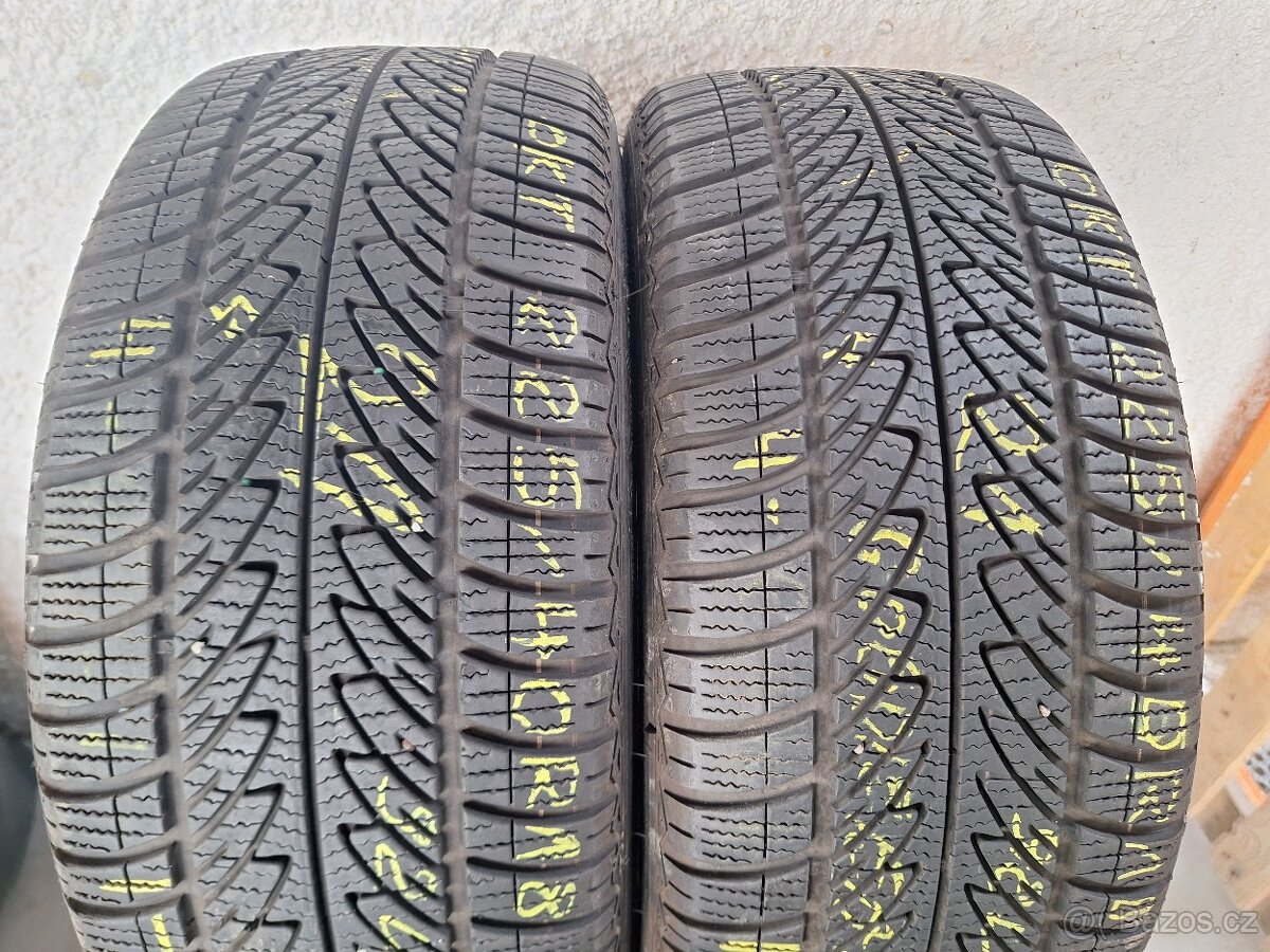 Prodám zimní pneu 225/40/18 Goodyear