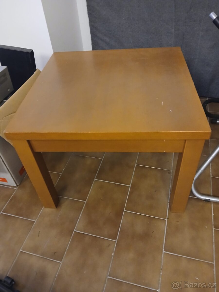 Konferenční stolek