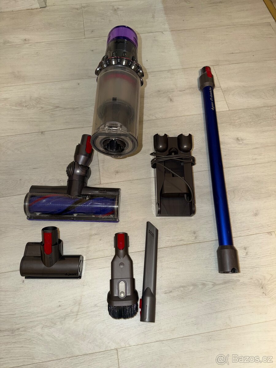 Dyson V11 Detect Absolute - tyčový aku vysavač