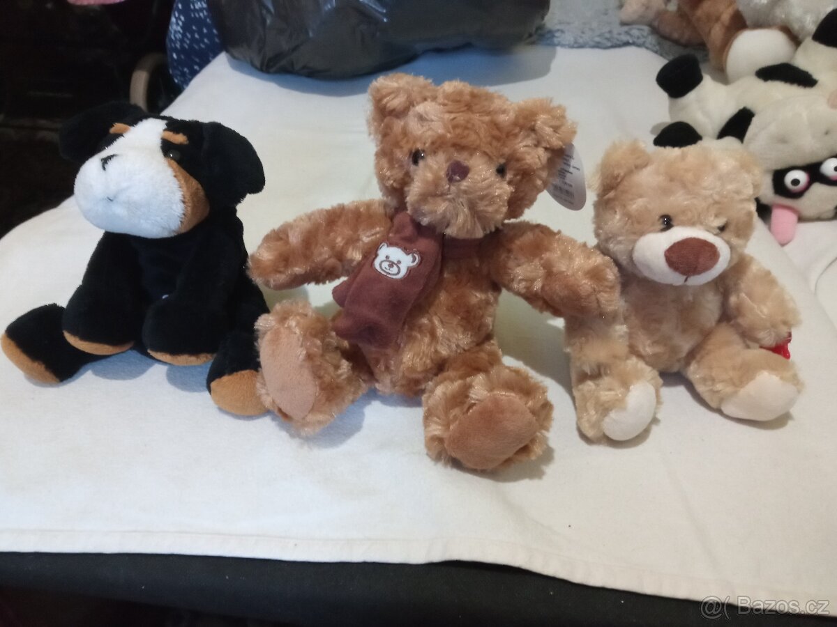 Prodám tyto plyšáky.