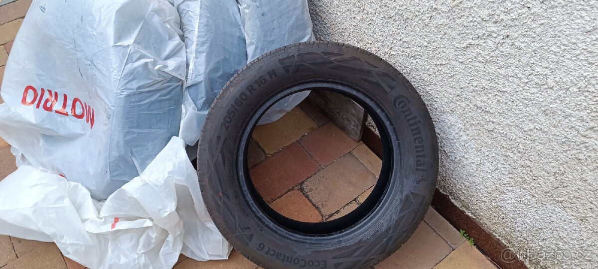 Continental 205/60 R16