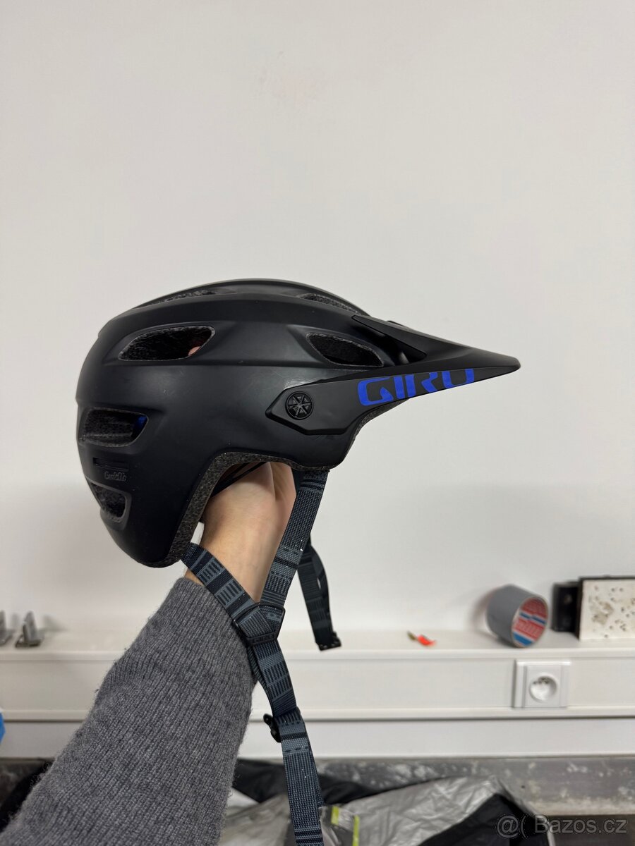 Přilba Giro cartelle MIPS