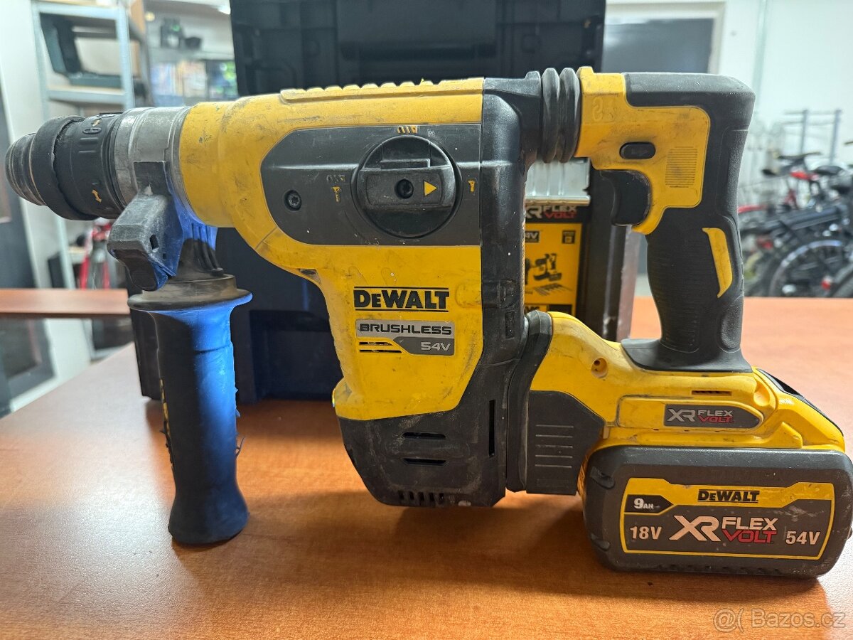kombinovane kladivo SDS DEWALT DCH417